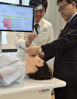 気管内検査の様子