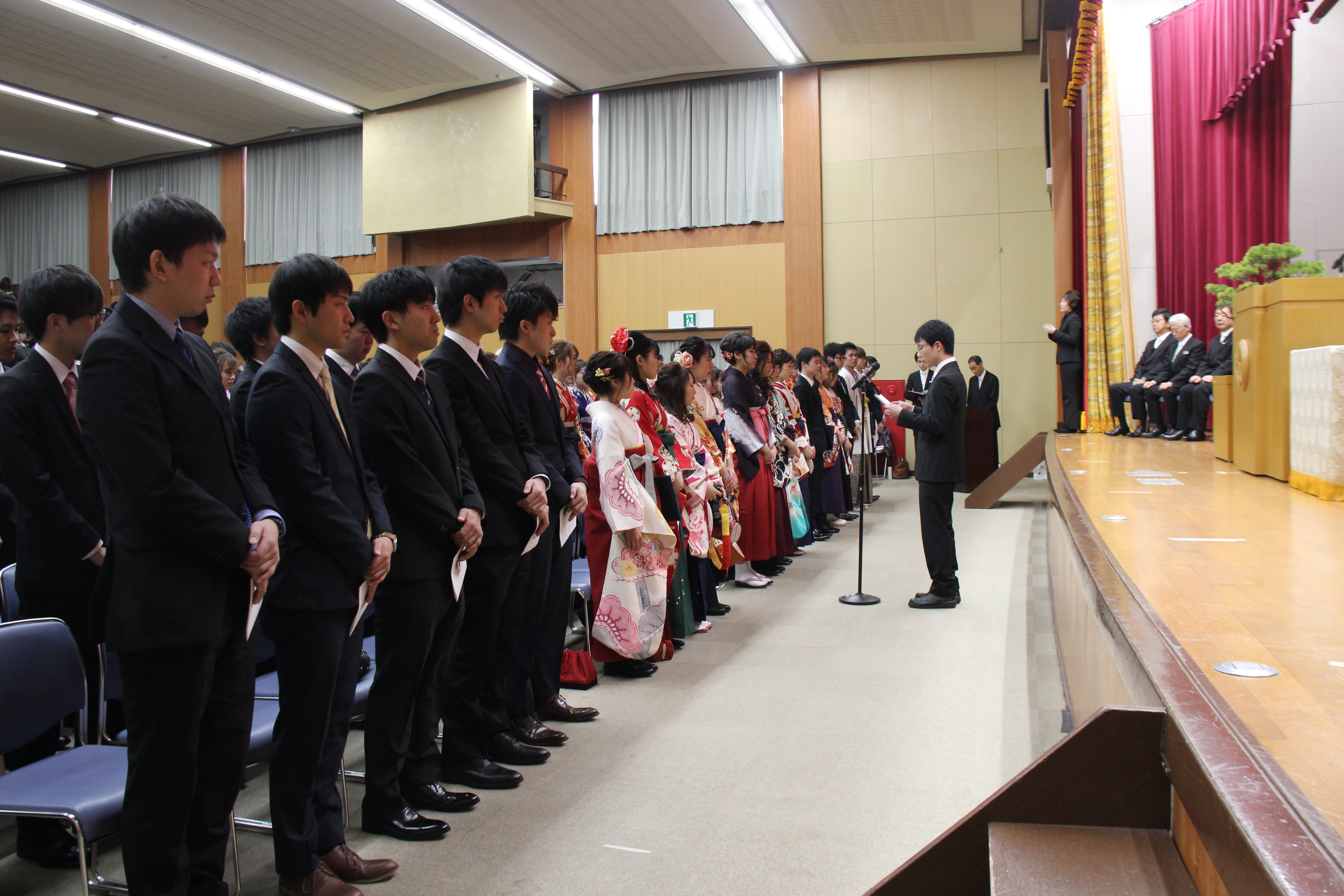 学位記授与式・医学部卒業式07