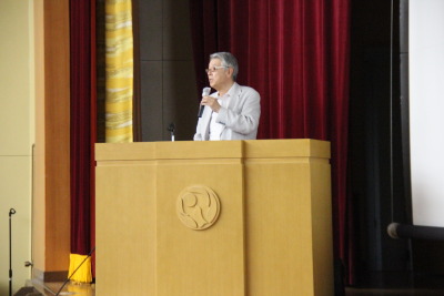020702(新着情報)豊島前学長特別講義02
