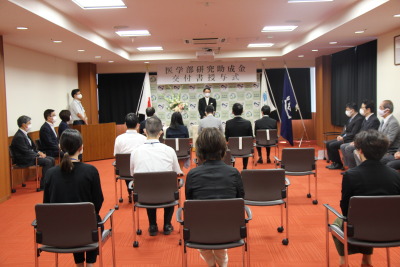 トップ > 新着情報 020826医学部研究助成05
