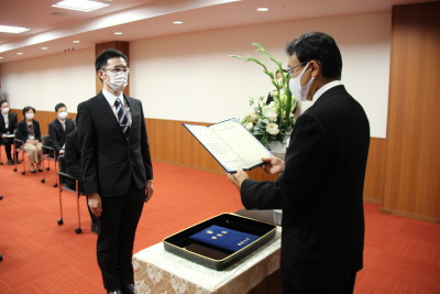 トップ > 新着情報 学位記授与01