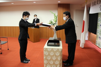 トップ > 新着情報 学位記授与02