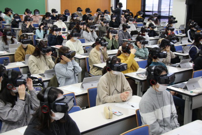 トップ > 新着情報　VR認知症体験授業③