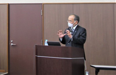 トップ > 新着情報 学長特別講演会02