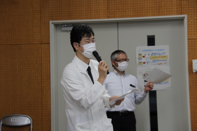 トップ > 新着情報 医学科1年「大学入門ゼミ」01