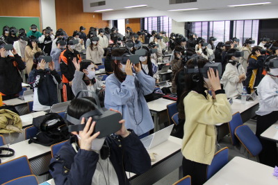 トップ > 新着情報 VR認知症体験03