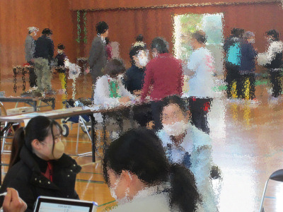 トップ > 新着情報　義方小学校区民健康まつり05