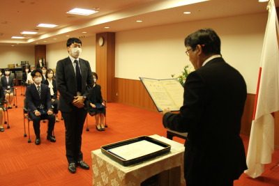 トップ > 新着情報 学位記授与式01