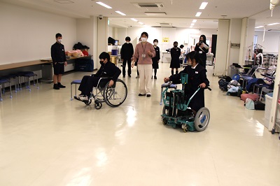 トップ > 新着情報　キャリアに拓く08