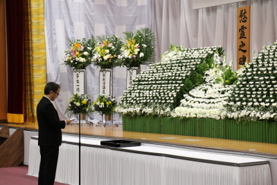 トップ > 新着情報 令和6年度慰霊祭02