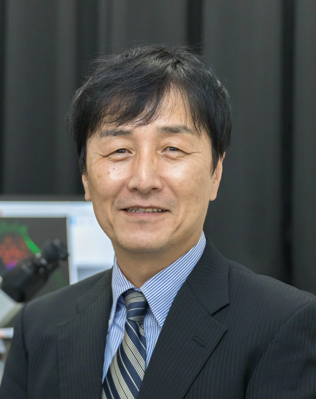 トップ > 医学部の紹介 > 生命科学科 > 概要 > 学科長あいさつ　久郷先生