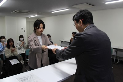 トップ > 新着情報　課外活動学長賞・医学部長賞01