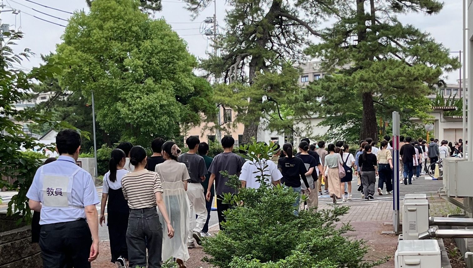 医学部学生を対象に消防・避難訓練を実施しました
