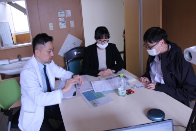 トップ > 新着情報　マヒドン大学医学生短期研修③