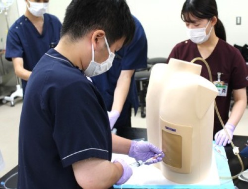 胸腔心嚢穿刺シミュレーター②